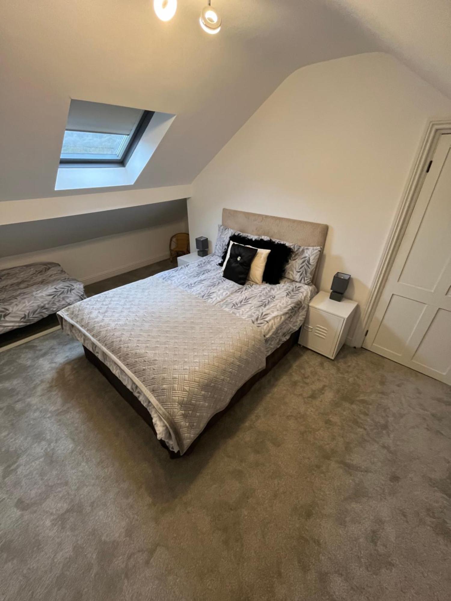 Wolf Hollow, Sleeps 4 Plus 2, Buxton Town Centre Ngoại thất bức ảnh