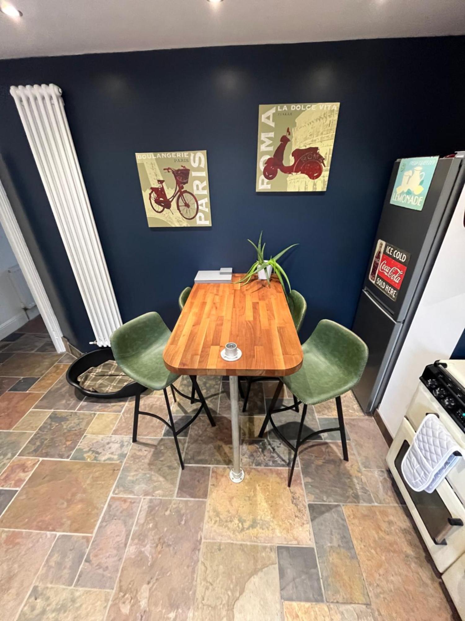Wolf Hollow, Sleeps 4 Plus 2, Buxton Town Centre Ngoại thất bức ảnh