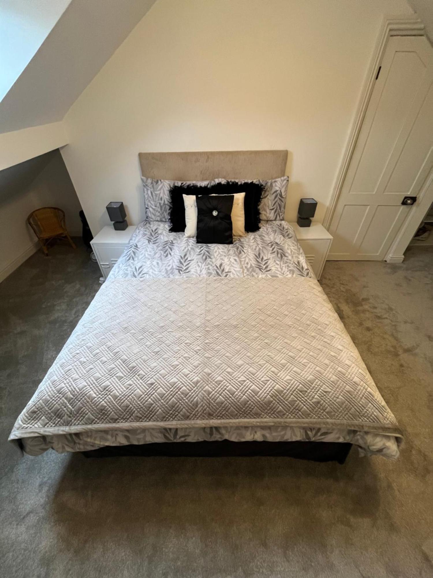 Wolf Hollow, Sleeps 4 Plus 2, Buxton Town Centre Ngoại thất bức ảnh